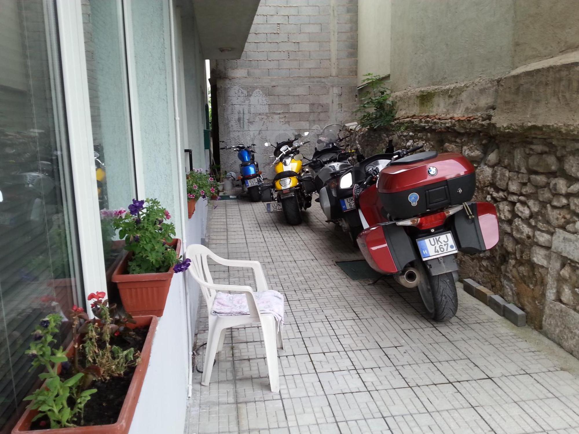 Guesthouse Sanja Mostar Exterior photo